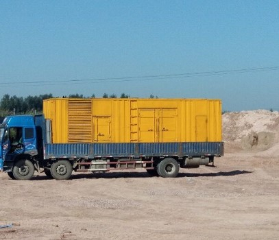 依安发电机出租如何判断柴油发电机冷却液是否需要更换？