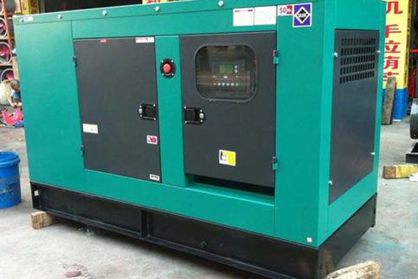 依安如何检查机油的使用时间？