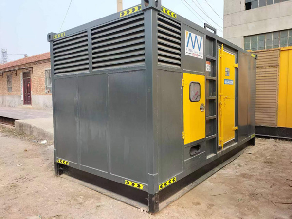 依安进行柴油发电机组电瓶性能测试时，有哪些注意事项？